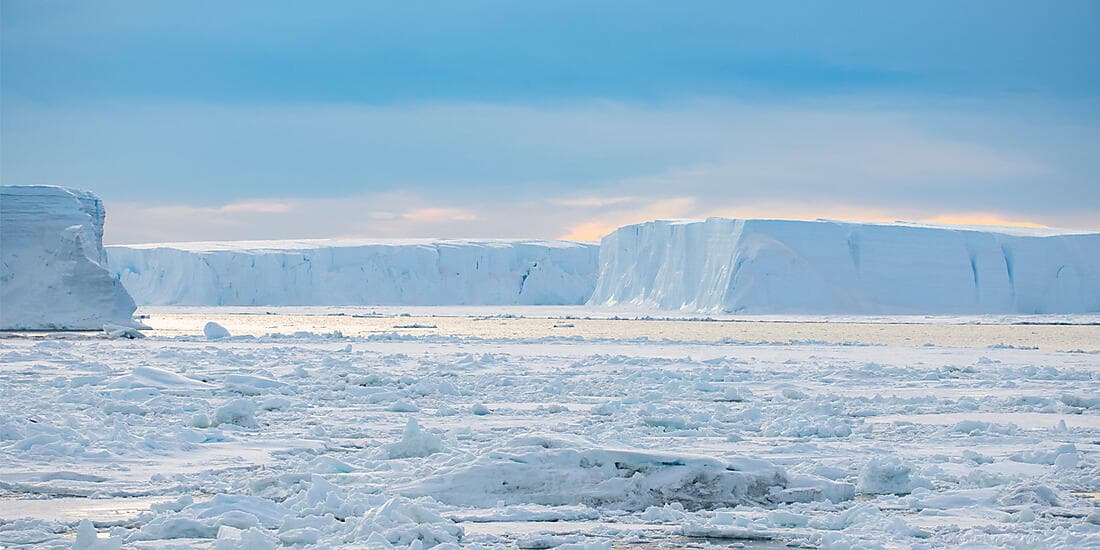 Mer de Weddell et plateformes de glace de Larsen